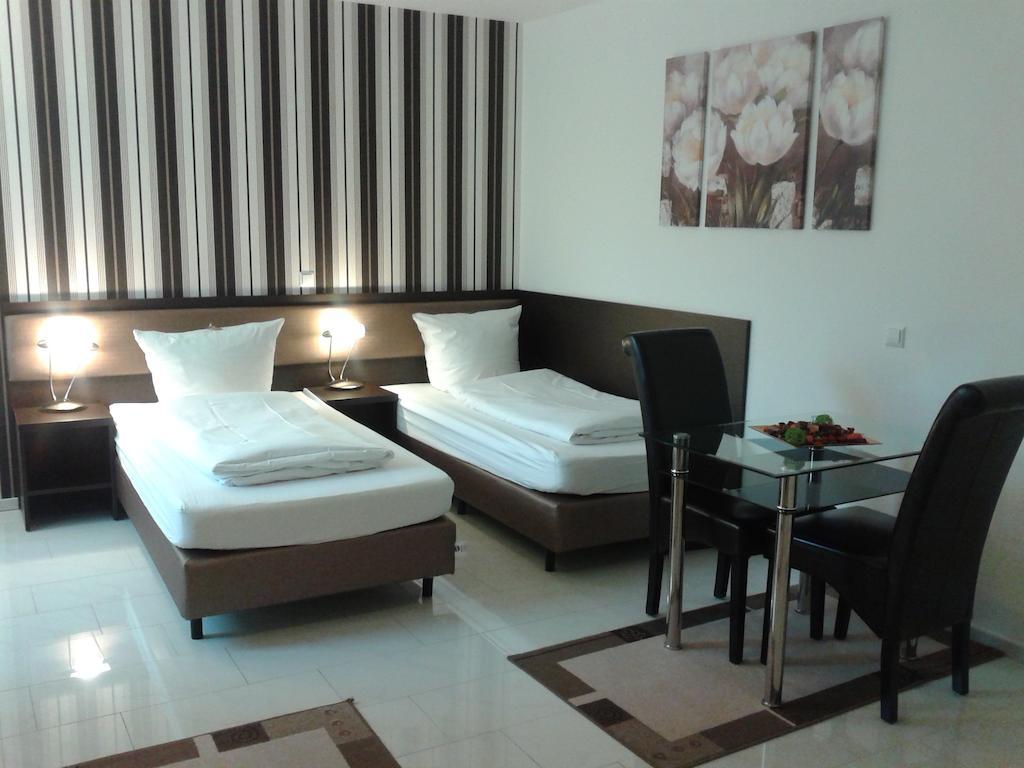 Cityhotel Ahlen Garni Quarto foto